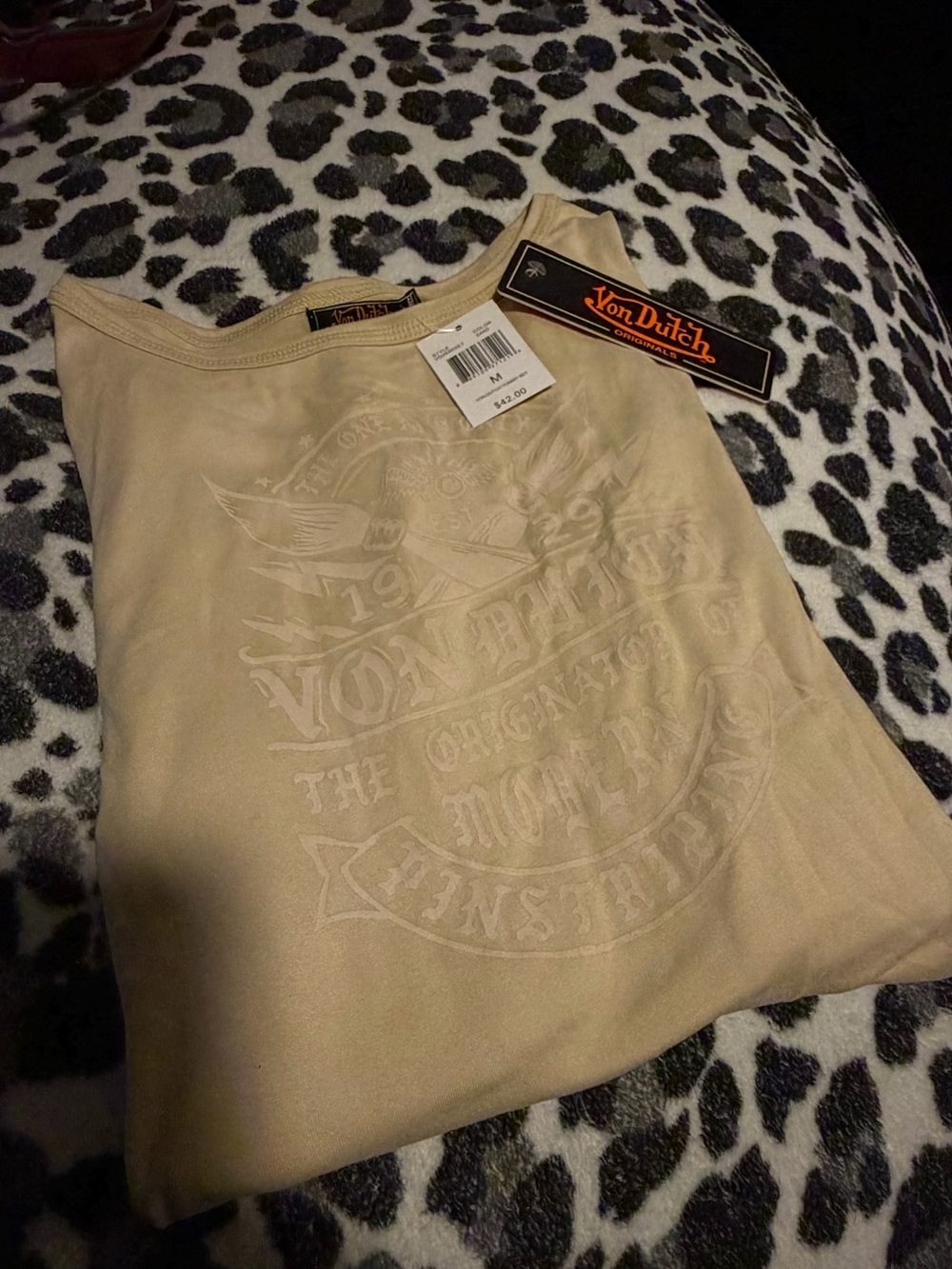 Von Dutch Beige Graphic Tee